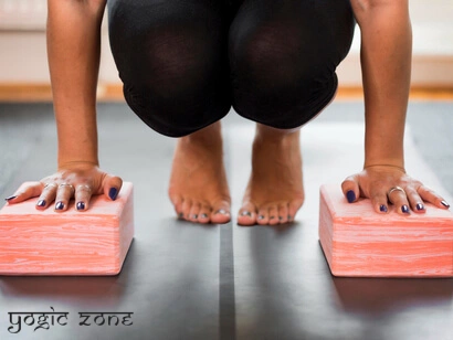 Feature image of blog on yoga block uses by yogiczone.com