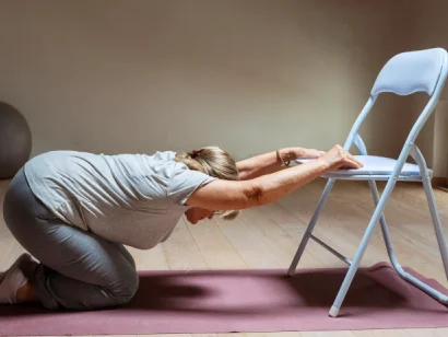 Chair yoga for seniors, blog feature image