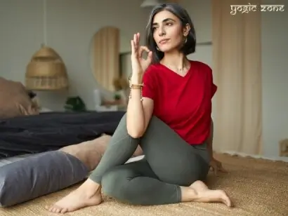 Blog feature image. Yoga Clothes for Women