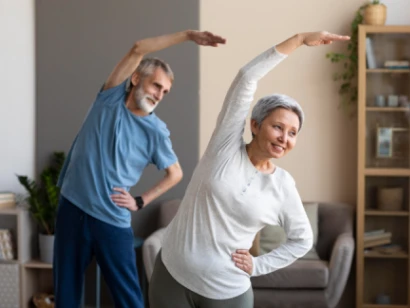 yoga for seniors, blog feature image by yogiczone.com